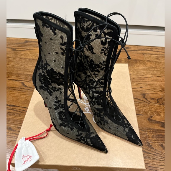 NIB Authentic Christian Louboutin KM LACE BOOTY 100 - Picture 4 of 10